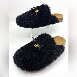 Tory Burch Tory Charm Shearling Mammoth Mules in Perfect Black NWT